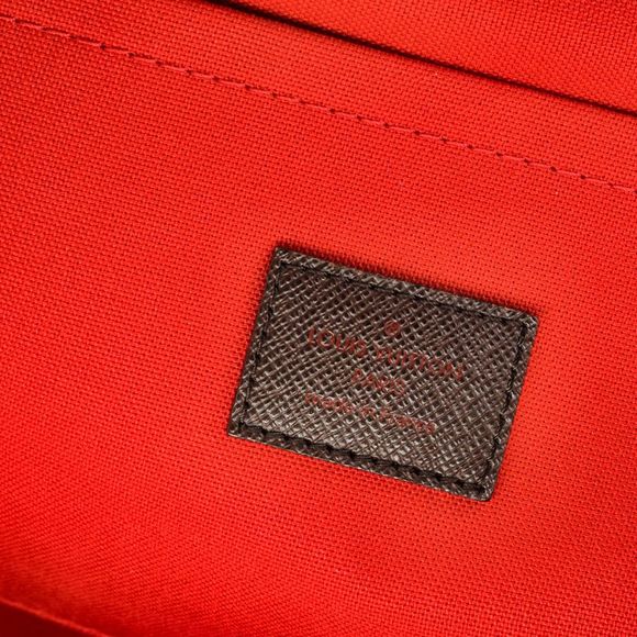 ❌SOLD ❌ EUC Auth Louis Vuitton Belem Damier MM Brown - Picture 13 of 14